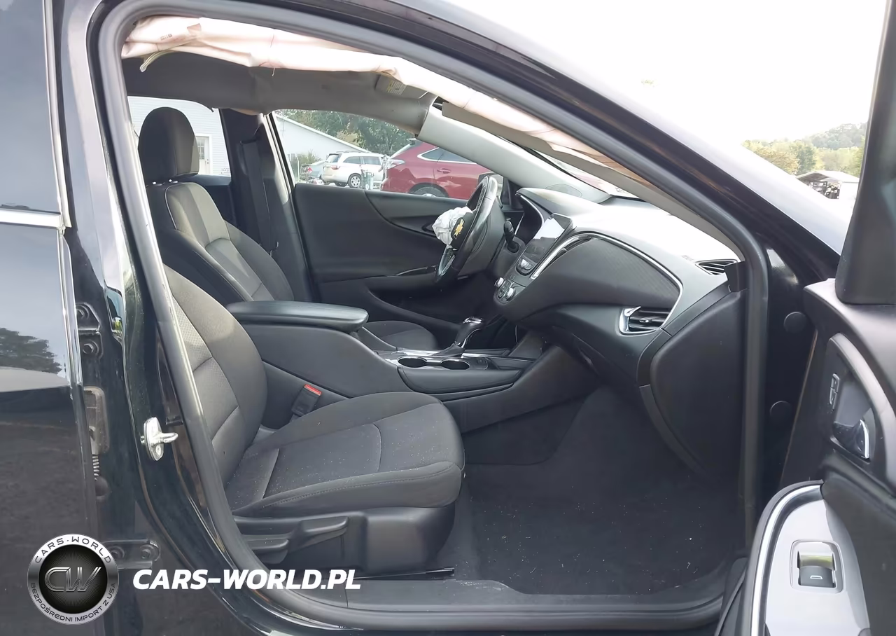 2018 Chevrolet Malibu Lt VIN:1G1ZD5ST6JF169690 - 5