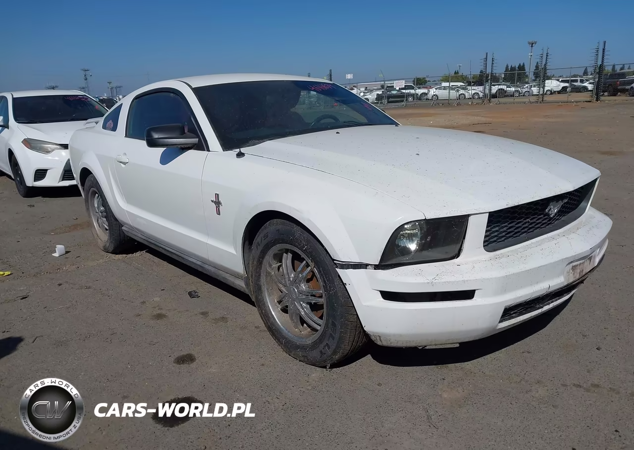 2005 Ford Mustang V6 Deluxe-V6 Premium