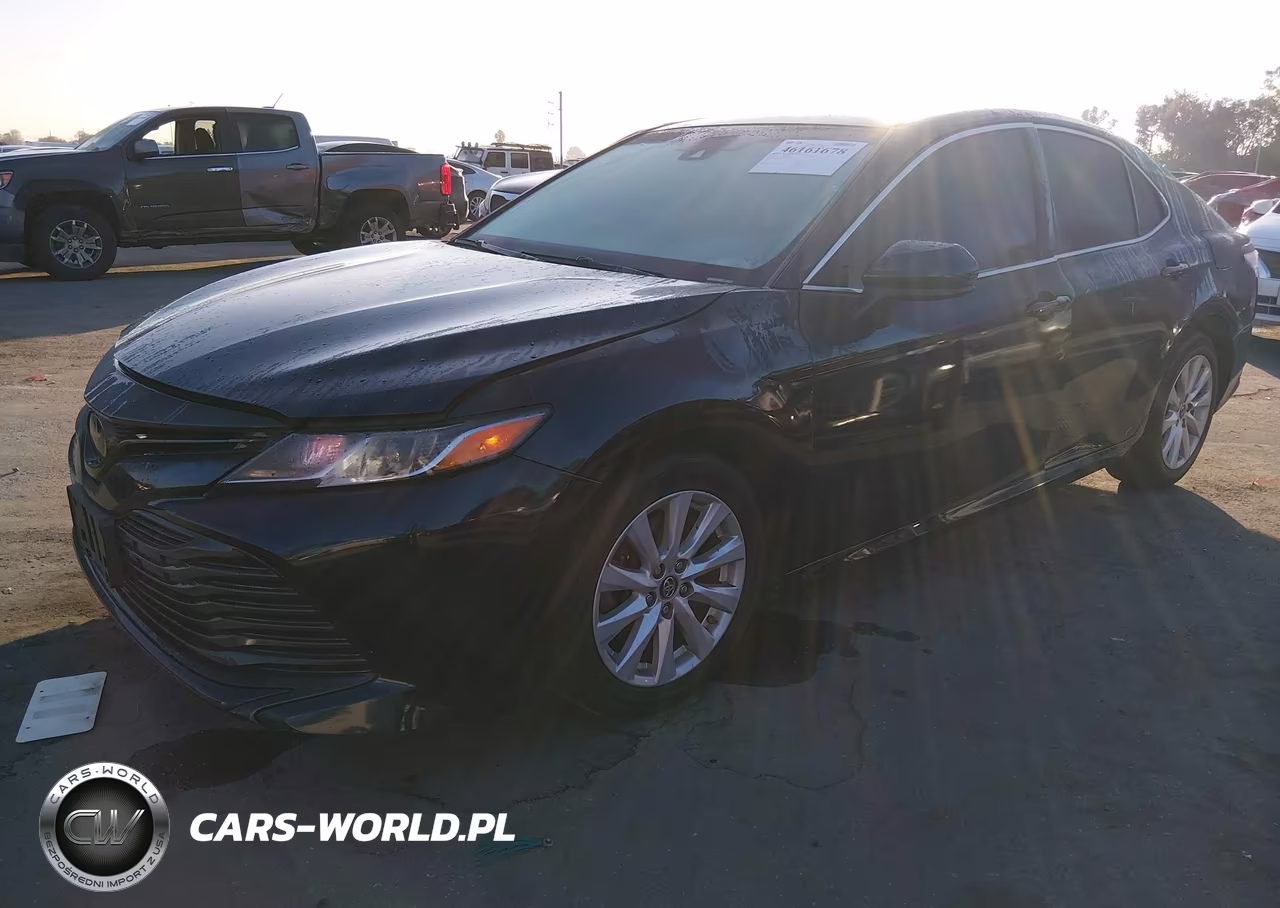 2018 Toyota Camry Le VIN:JTNB11HK9J3041126 - 2