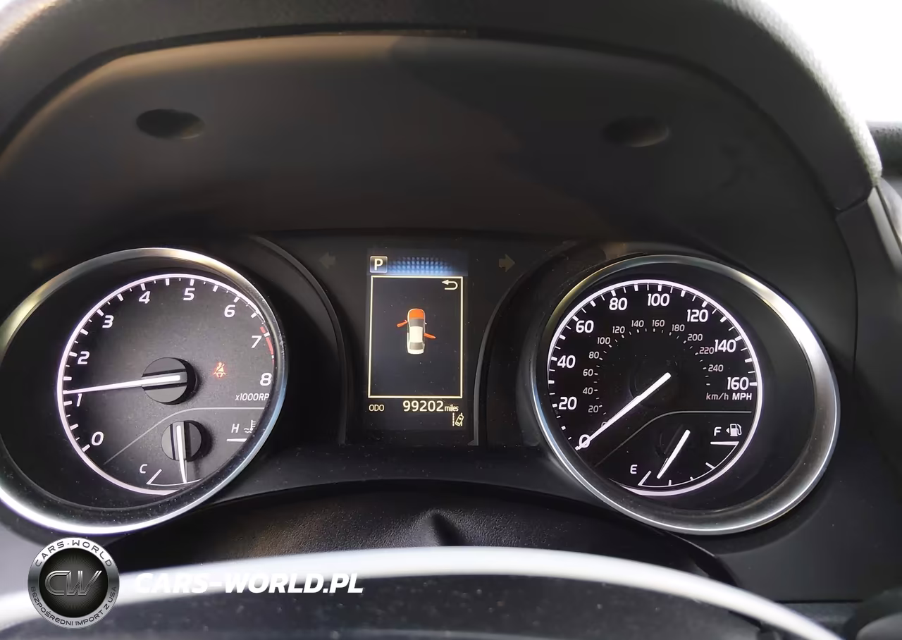 2018 Toyota Camry Le VIN:JTNB11HK9J3041126 - 7
