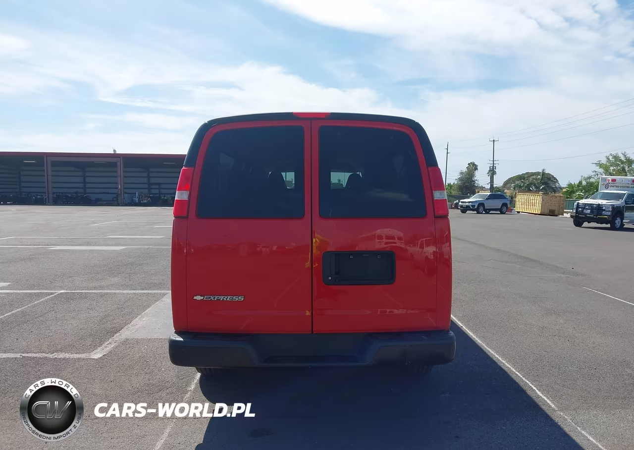 2018 Chevrolet Express 3500 Ls VIN:1GAZGNFG5J1259821 - 21