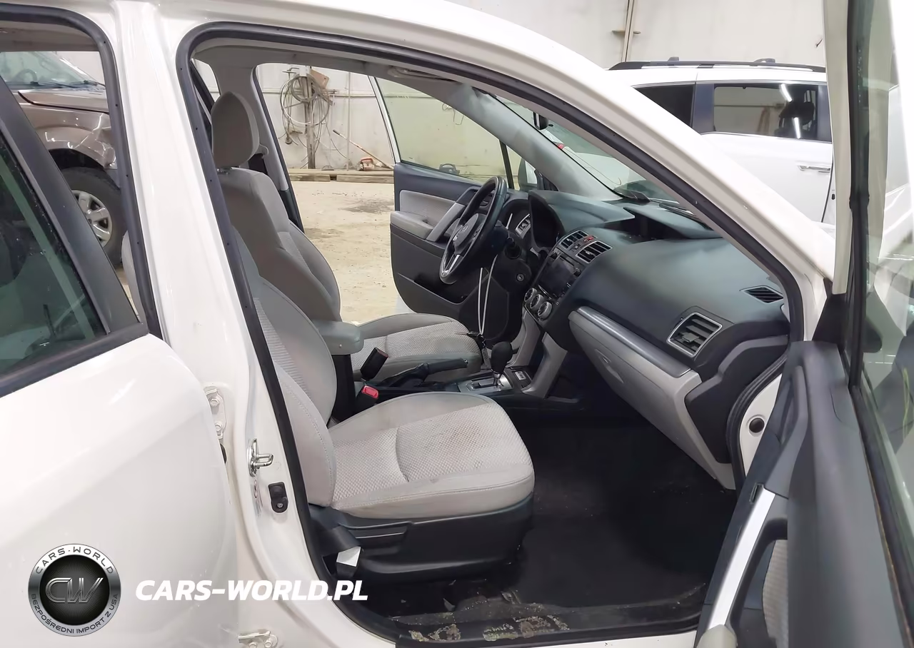 2018 Subaru Forester 2.5I Premium VIN:JF2SJAGC7JH462653 - 5