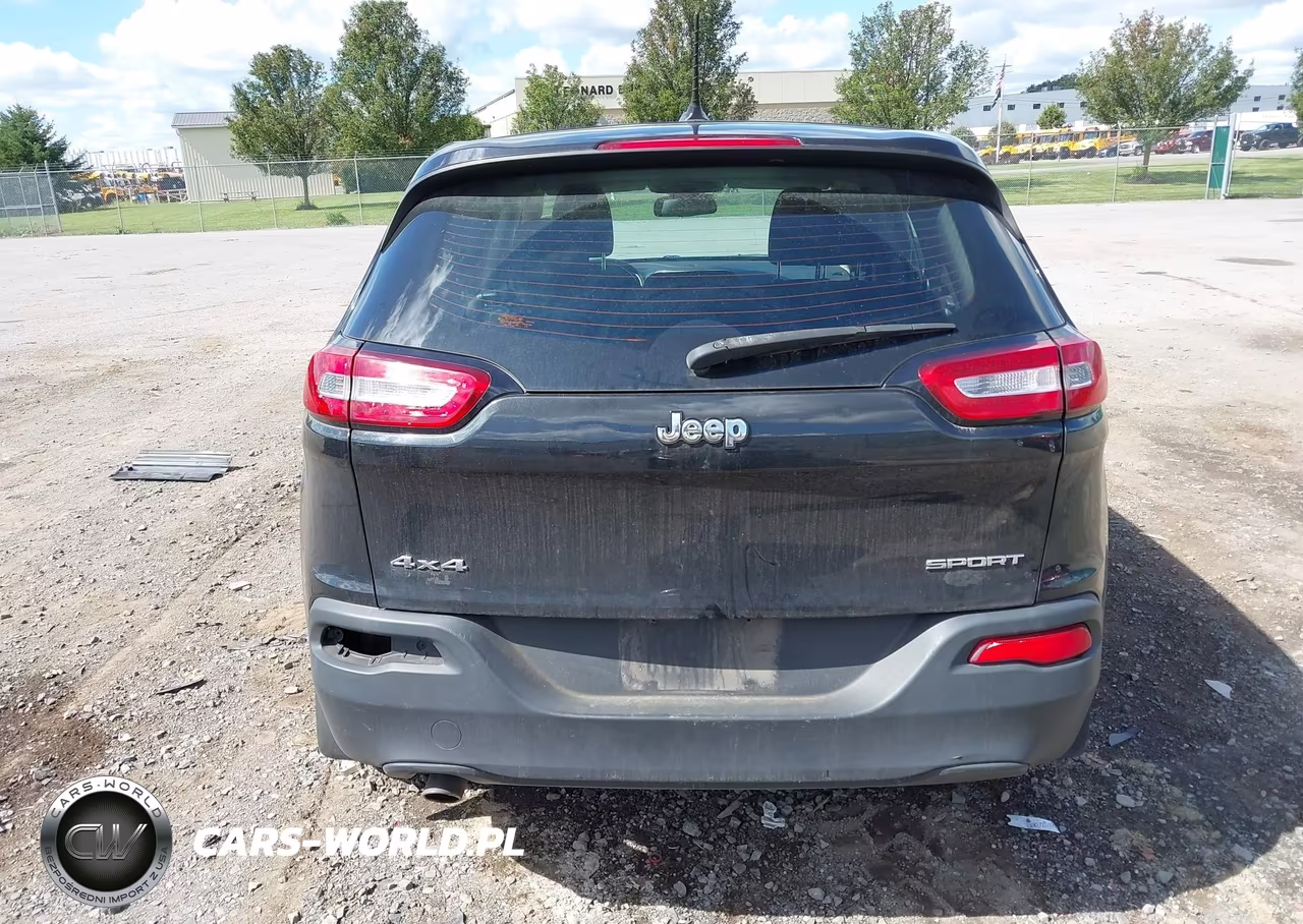 2016 Jeep Cherokee Sport VIN:1C4PJMABXGW374884 - 15