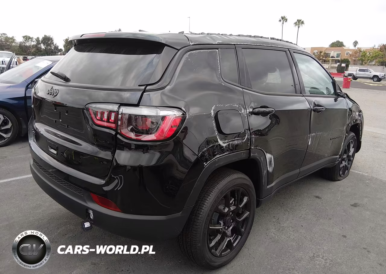 2026 Jeep Compass Latitude Altitude VIN:3C4NJDBN1TT272213 - 4