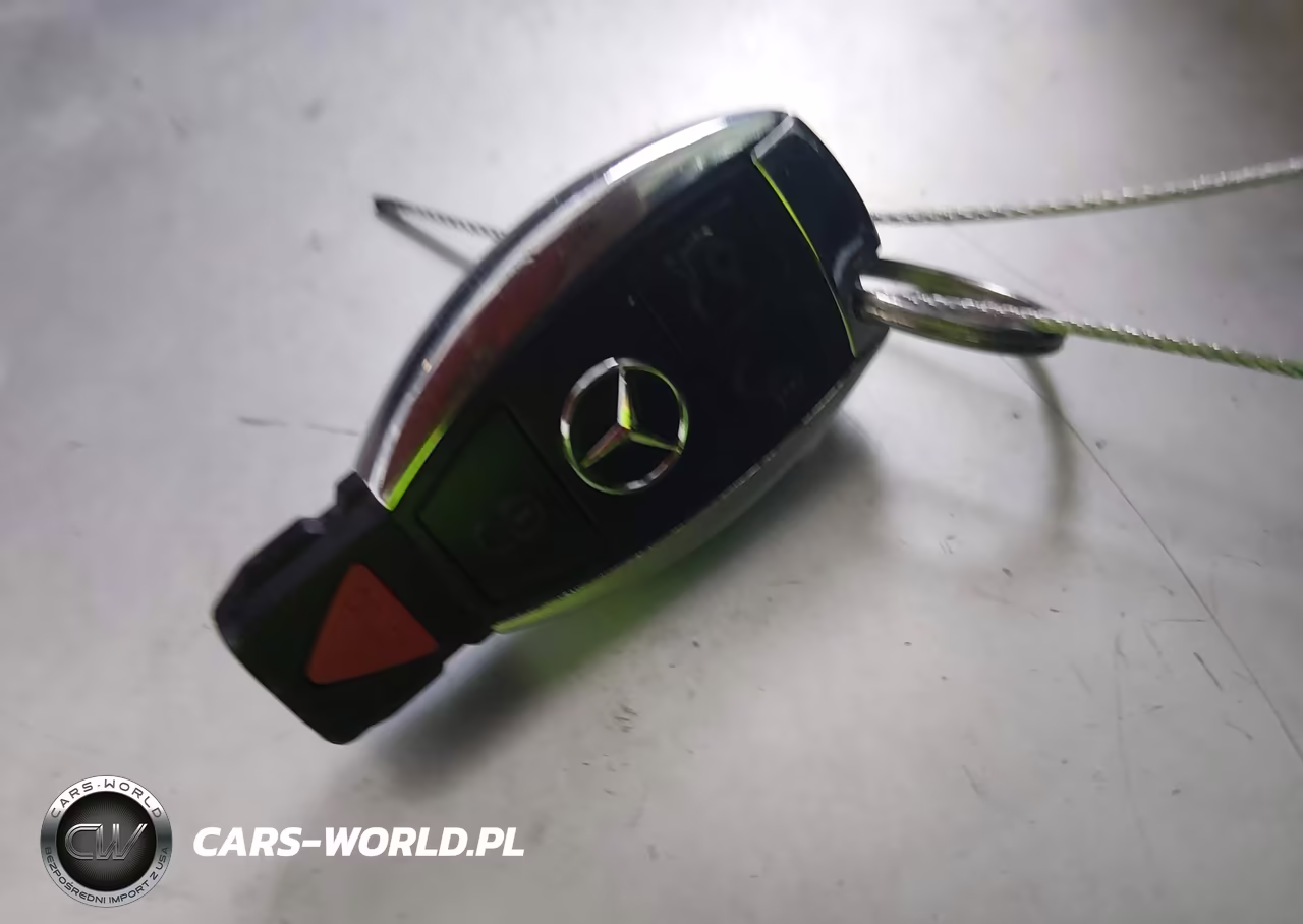 2016 Mercedes-Benz Cla 250 VIN:WDDSJ4EB0GN310272 - 11
