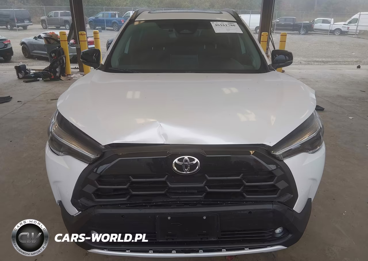 2026 Toyota Corolla Cross Xle VIN:7MUDAABG9TV176499 - 12