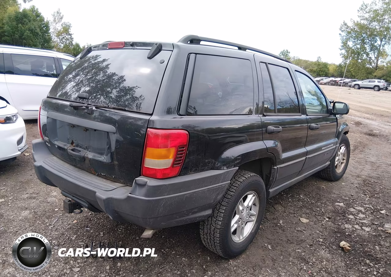 2004 Jeep Grand Cherokee Laredo VIN:1J4GW48SX4C380103 - 4