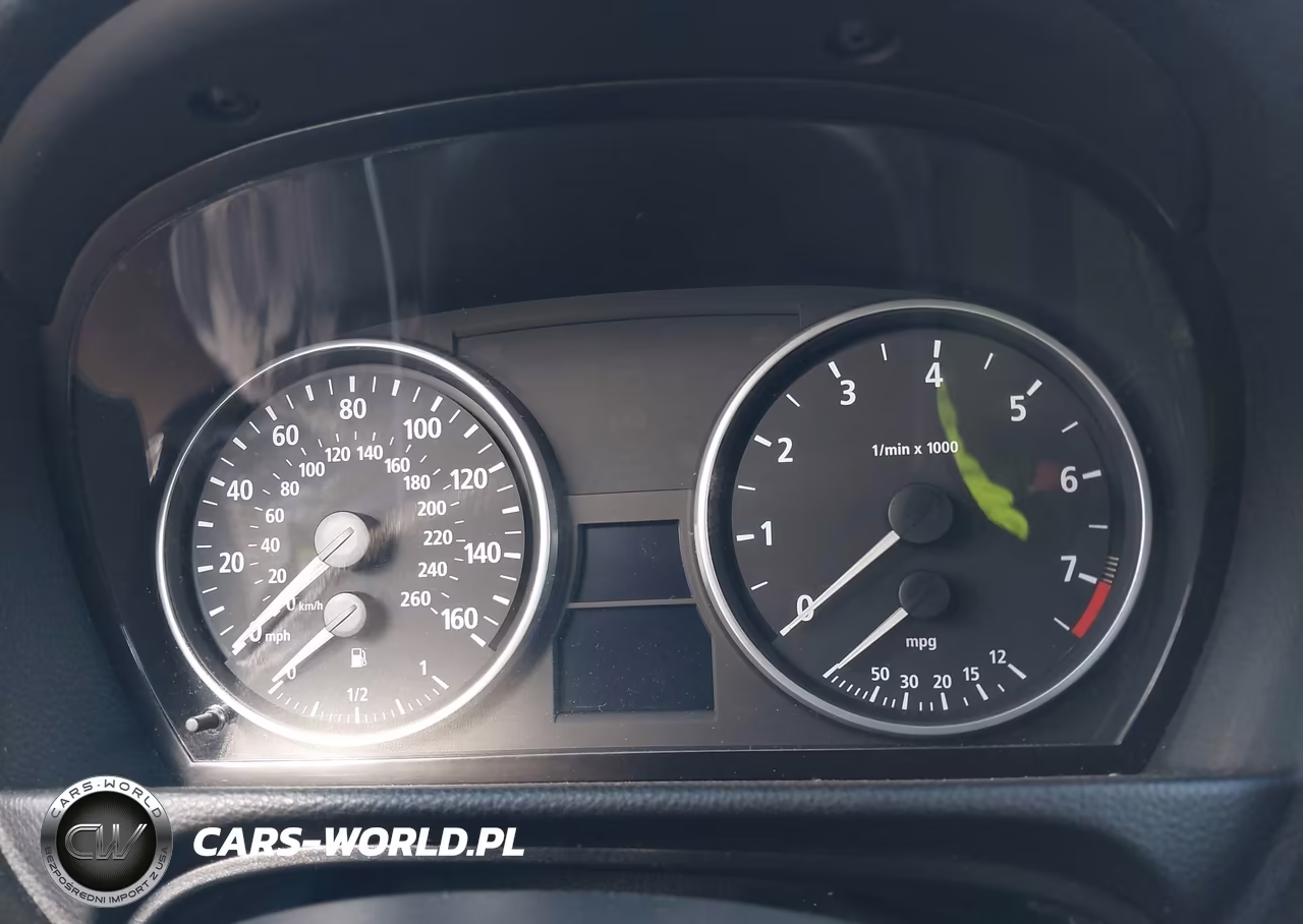 2007 BMW 328Xi VIN:WBAVC93537KX55910 - 7