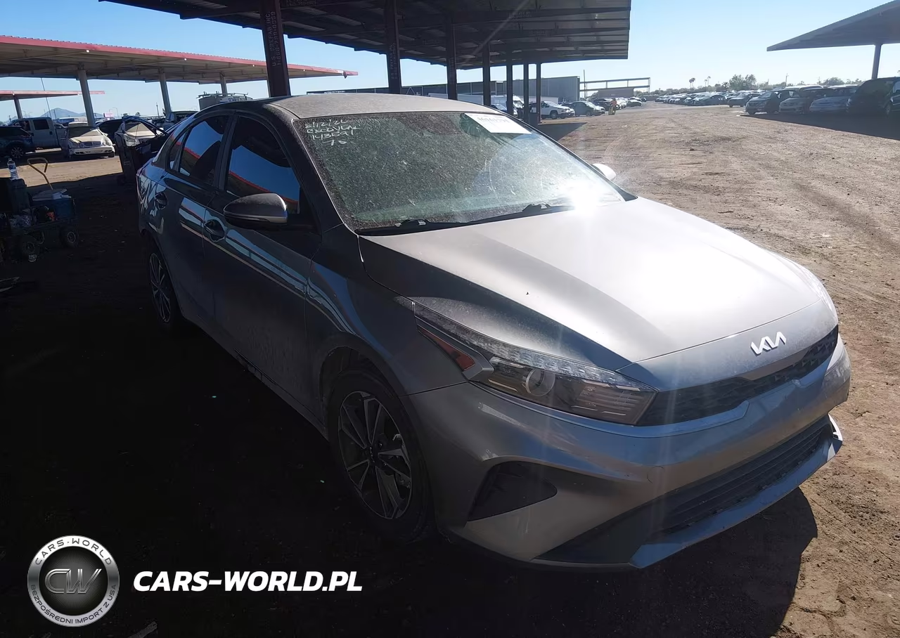 2024 Kia Forte Lxs VIN:3KPF24AD6RE747927 - 1