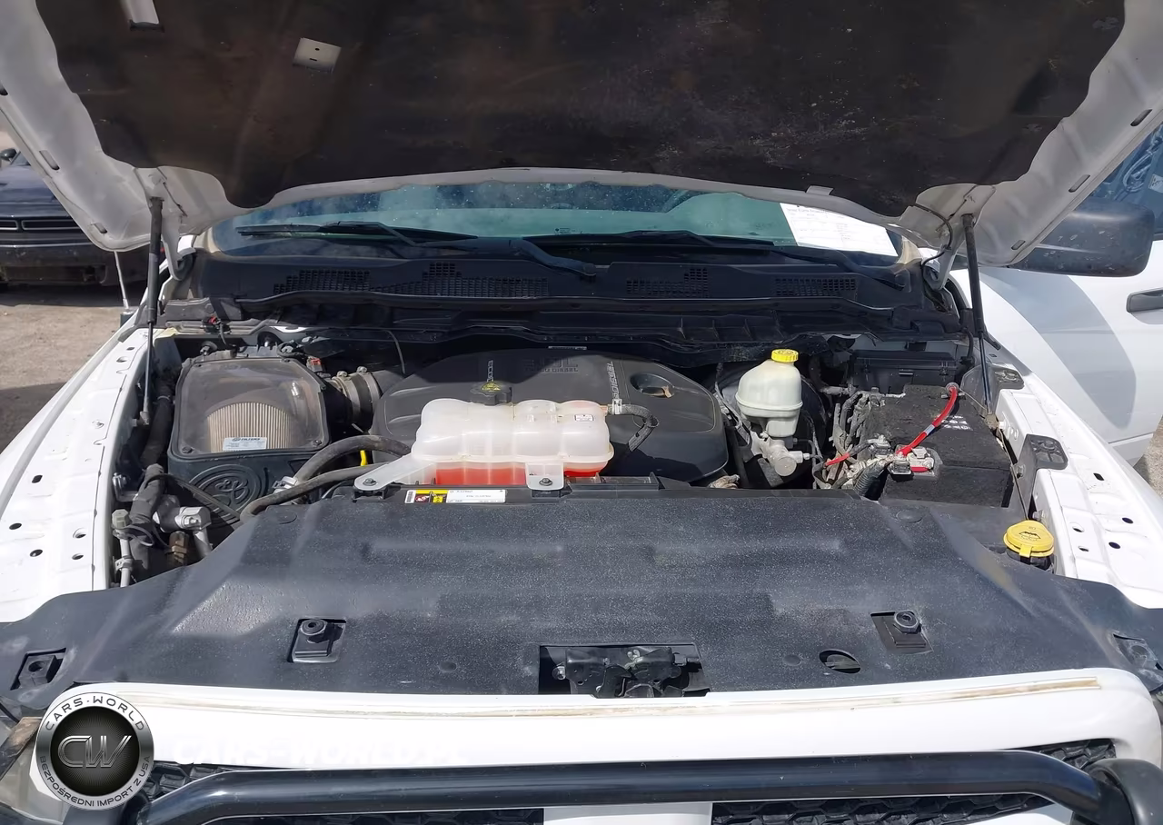 2016 Ram 1500 Tradesman VIN:1C6RR7FM0GS236783 - 10