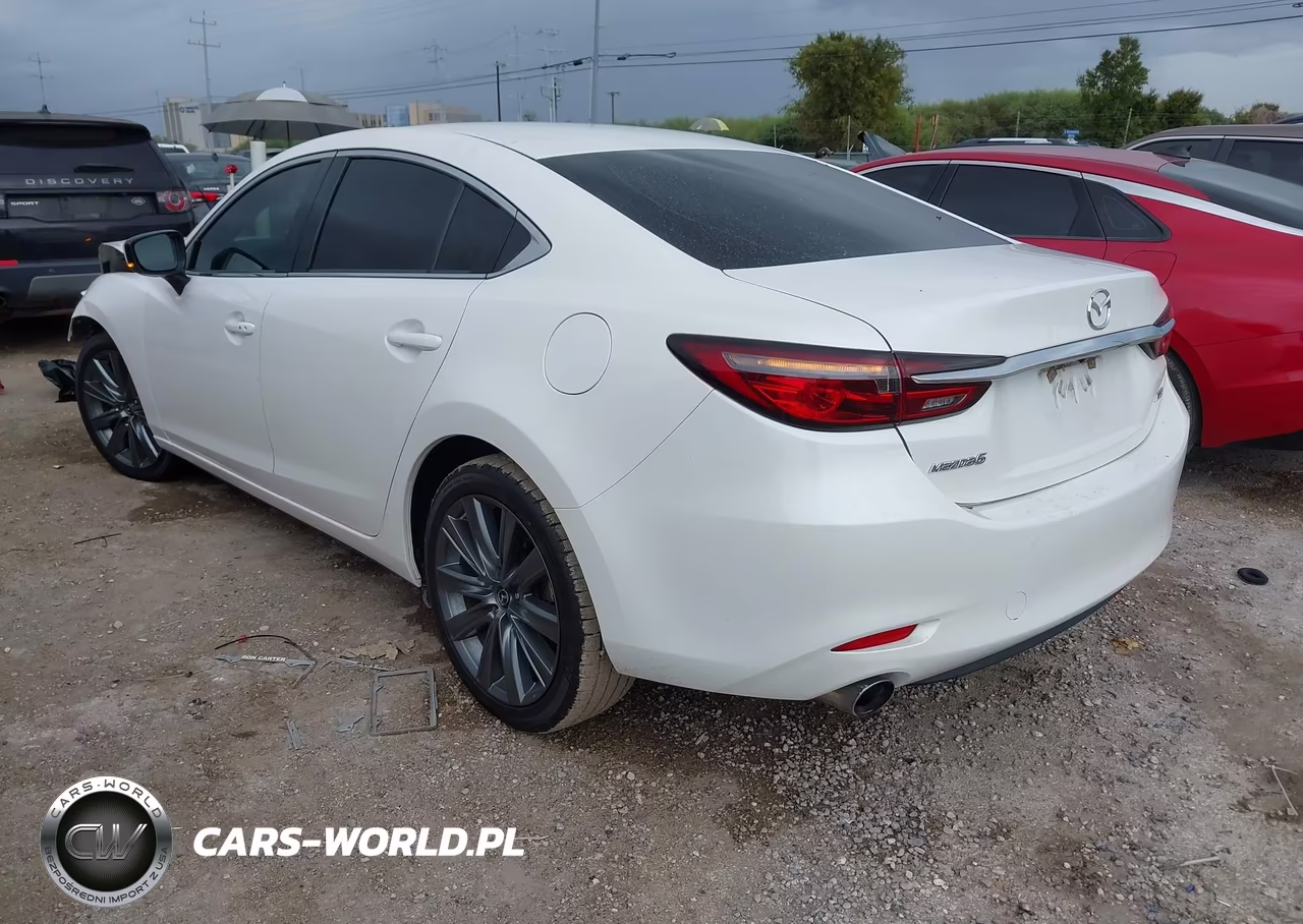 2018 Mazda Mazda6 Touring VIN:JM1GL1VMXJ1333874 - 3