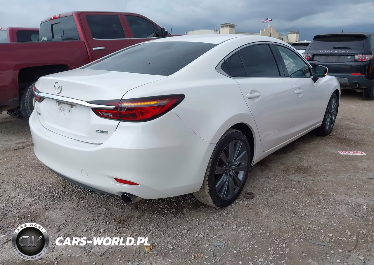 2018 Mazda Mazda6 Touring VIN:JM1GL1VMXJ1333874 - 4