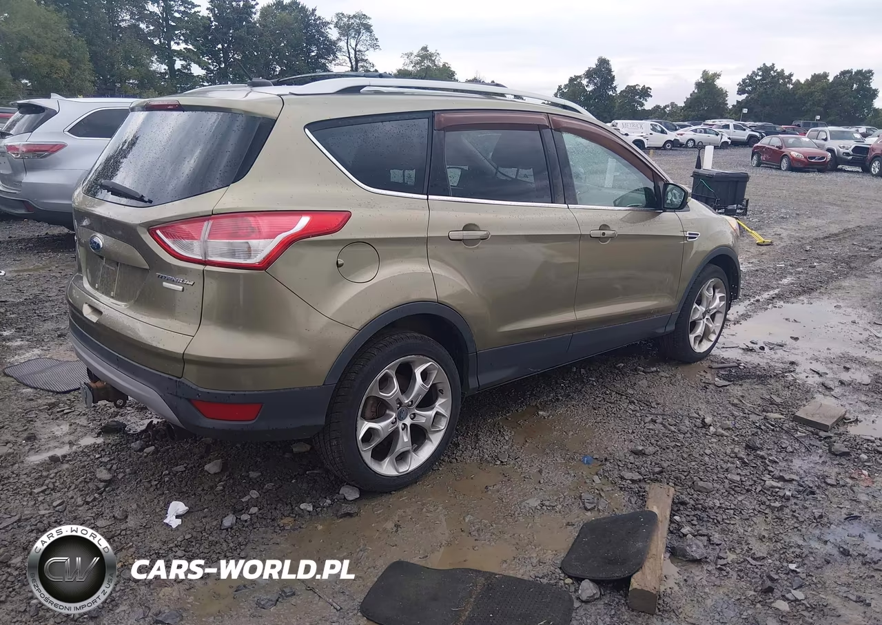 2013 Ford Escape Titanium VIN:1FMCU9J94DUA99175 - 4