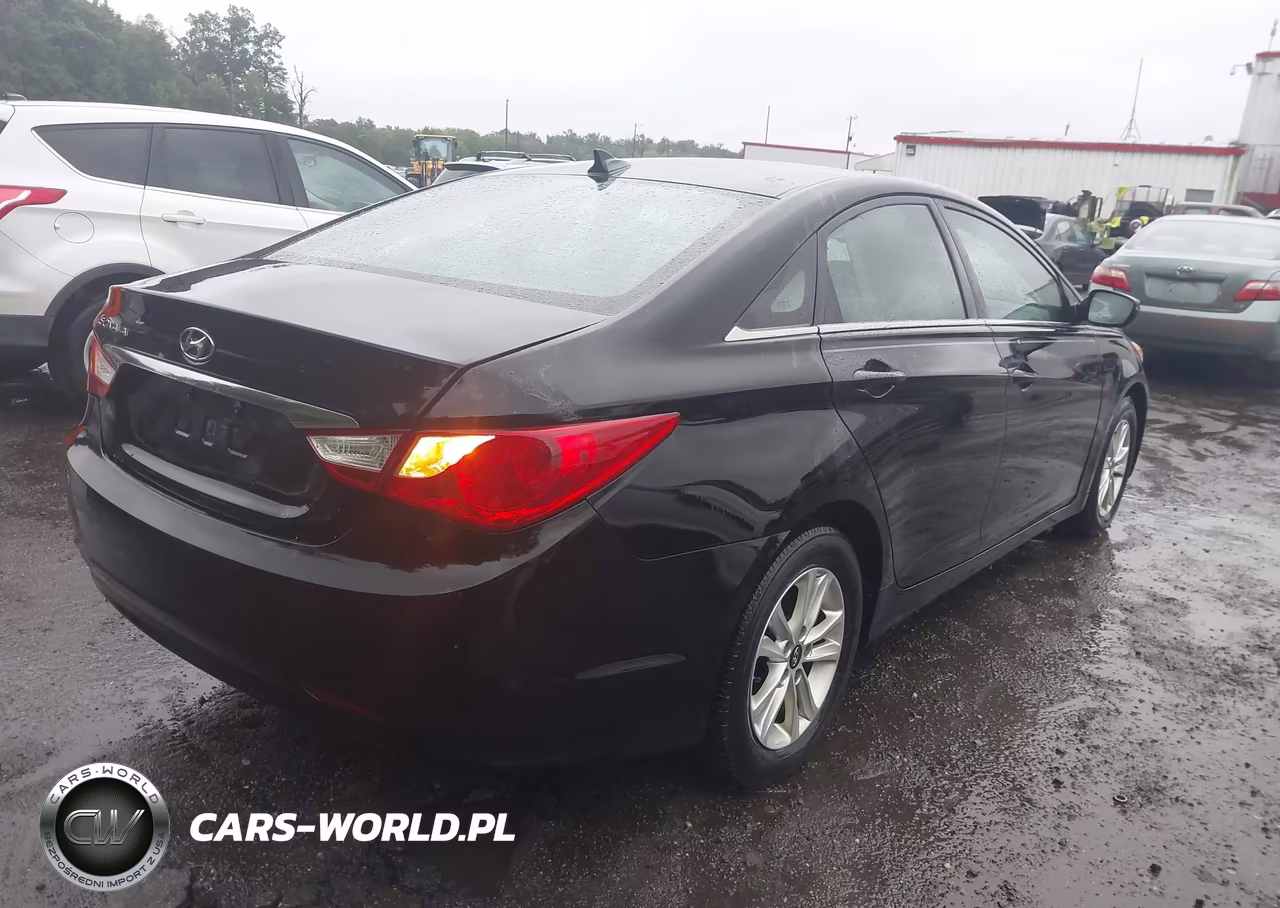 2013 Hyundai Sonata Gls VIN:5NPEB4ACXDH592841 - 4