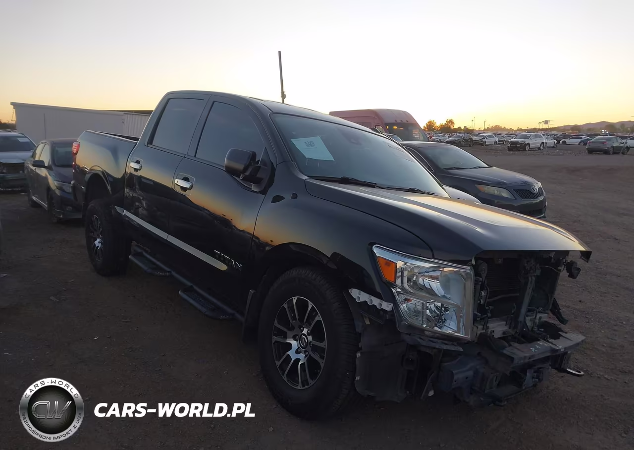 2021 Nissan Titan Sv