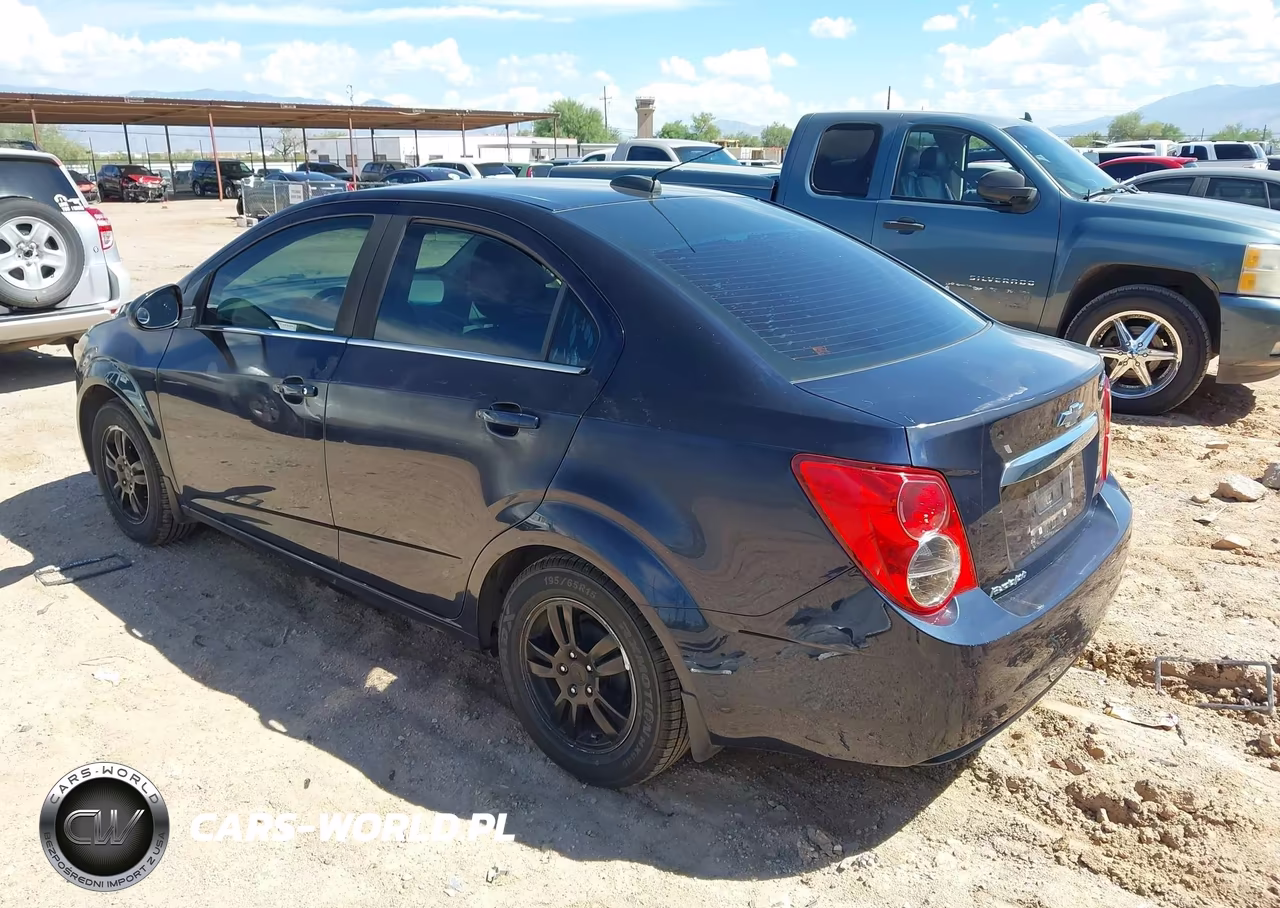 2015 Chevrolet Sonic Lt VIN:1G1JC5SH5F4215525 - 3