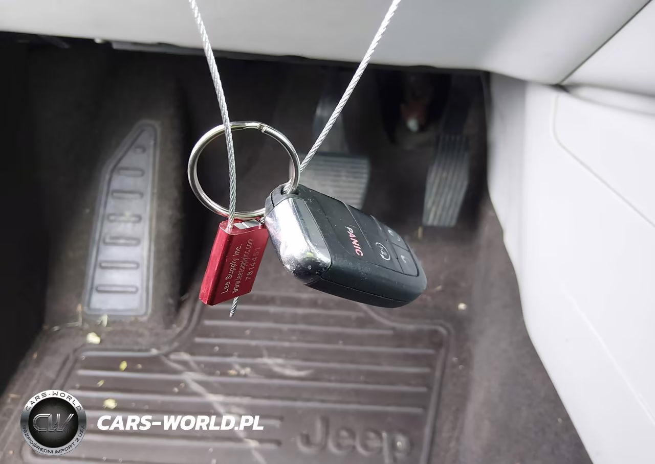 2015 Jeep Renegade Latitude VIN:ZACCJBBT0FPB71712 - 11