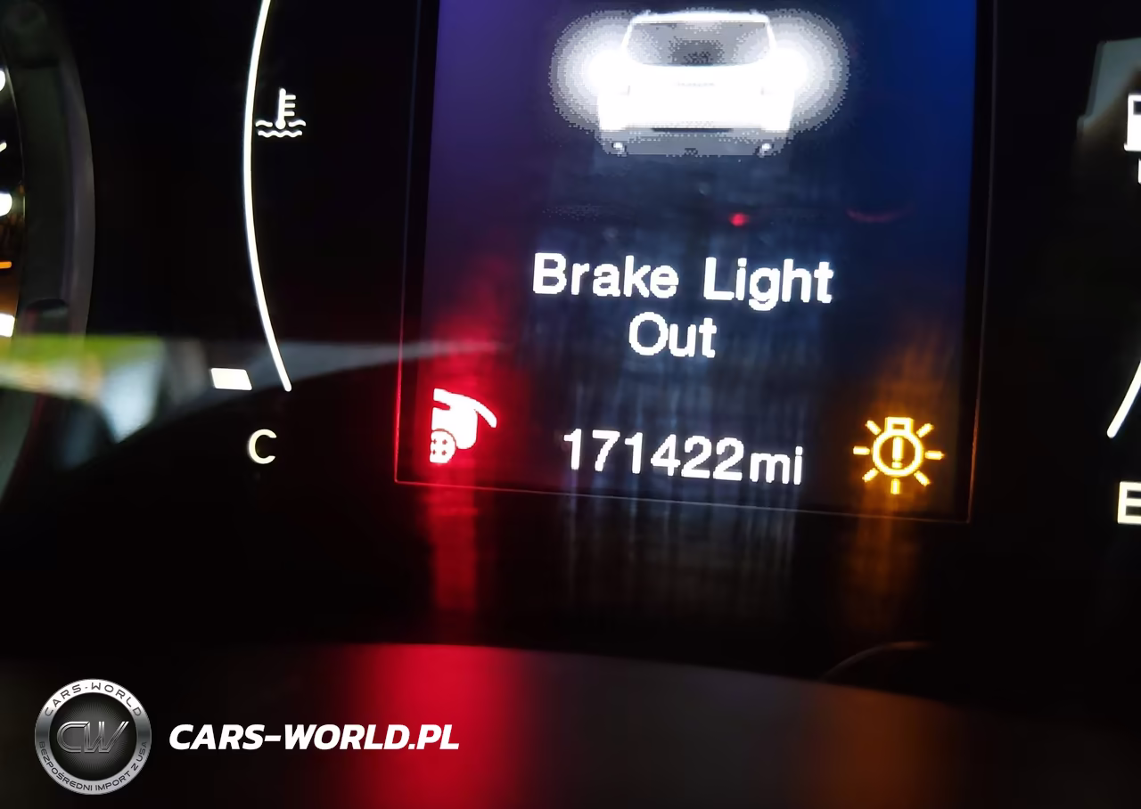 2015 Jeep Renegade Latitude VIN:ZACCJBBT0FPB71712 - 15