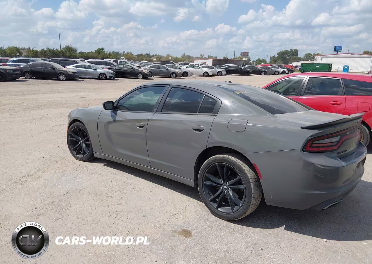 2018 Dodge Charger Sxt Rwd VIN:2C3CDXBG2JH248286 - 3