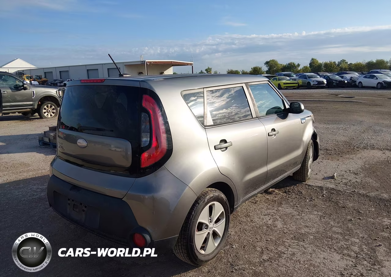 2016 Kia Soul VIN:KNDJN2A2XG7395968 - 4