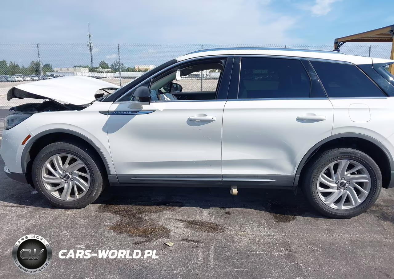 2021 Lincoln Corsair Standard VIN:5LMCJ1C98MUL16893 - 14
