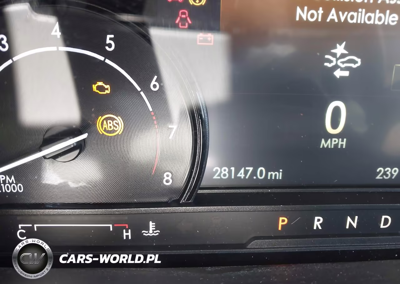 2021 Lincoln Corsair Standard VIN:5LMCJ1C98MUL16893 - 15