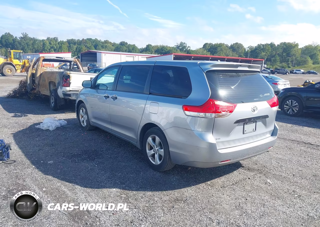 2014 Toyota Sienna L V6 7 Passenger VIN:5TDZK3DC5ES442011 - 3