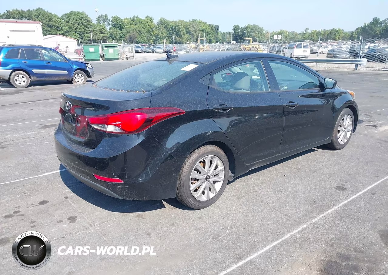 2016 Hyundai Elantra Se VIN:5NPDH4AE6GH704356 - 4