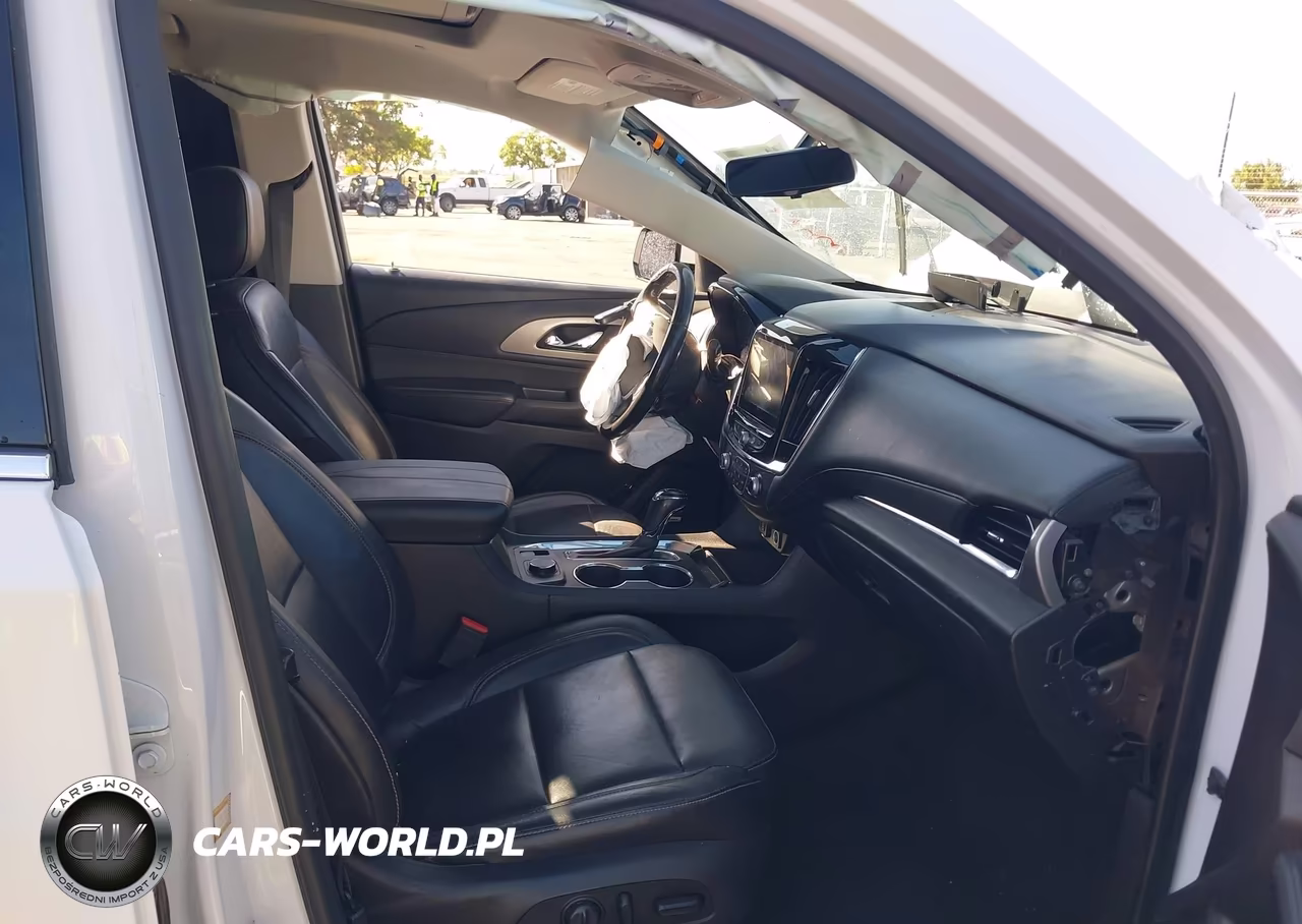 2018 Chevrolet Traverse 3Lt VIN:1GNERHKWXJJ203573 - 5