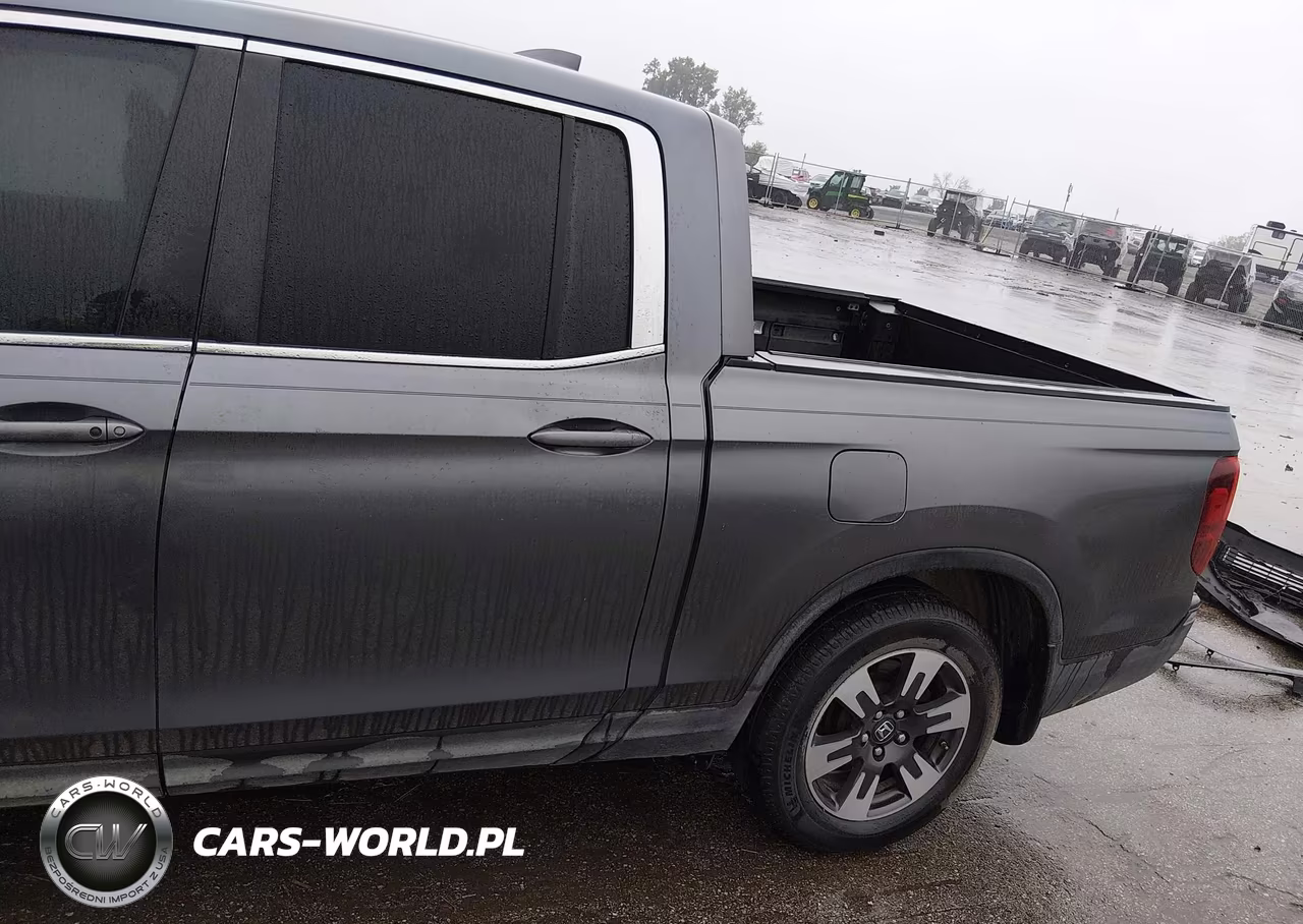 2017 Honda Ridgeline Rtl VIN:5FPYK2F68HB009358 - 19