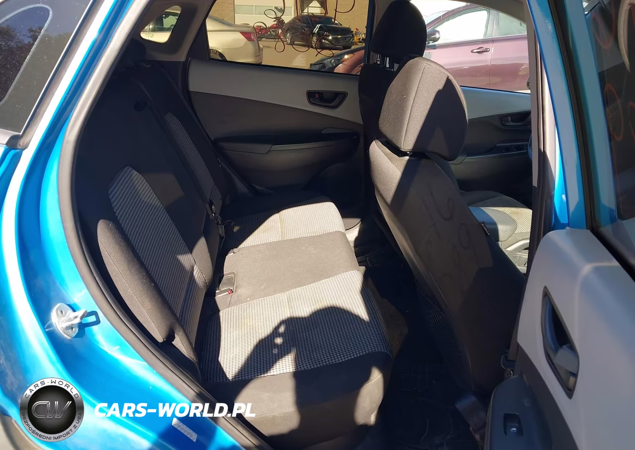 2019 Hyundai Kona Se VIN:KM8K12AA1KU269897 - 8