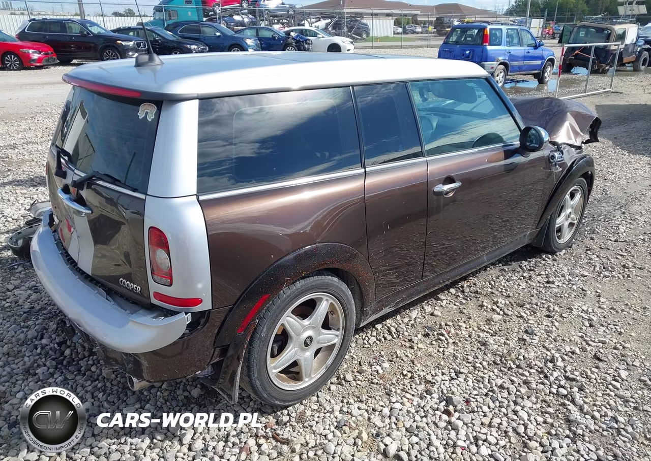 2008 Mini Cooper Clubman VIN:WMWML33548TN66249 - 4