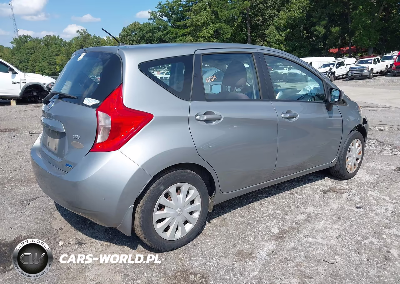 2015 Nissan Versa Note Sv VIN:3N1CE2CP7FL382447 - 4