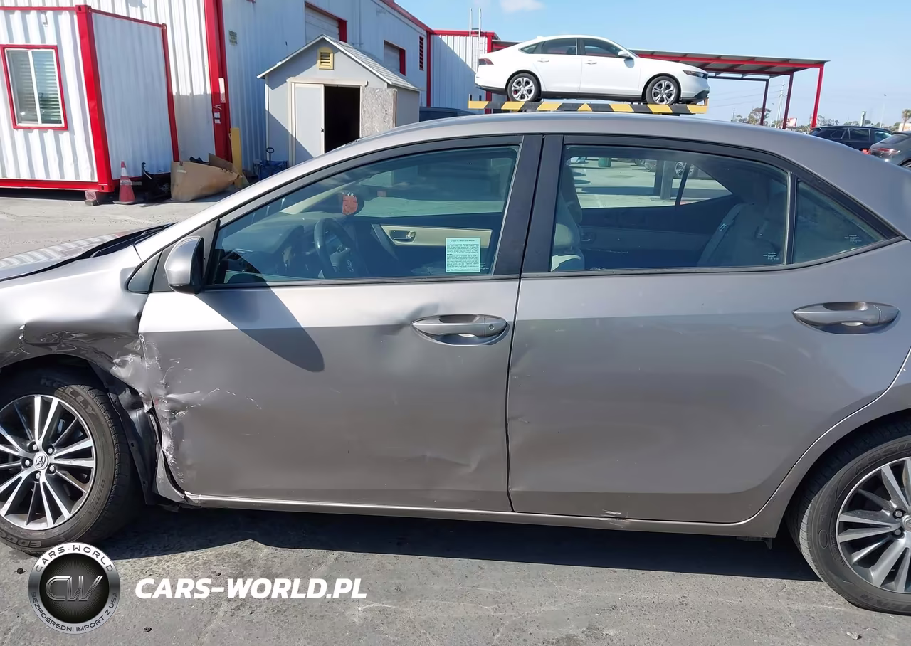 2016 Toyota Corolla Le Plus VIN:5YFBURHE0GP420844 - 15