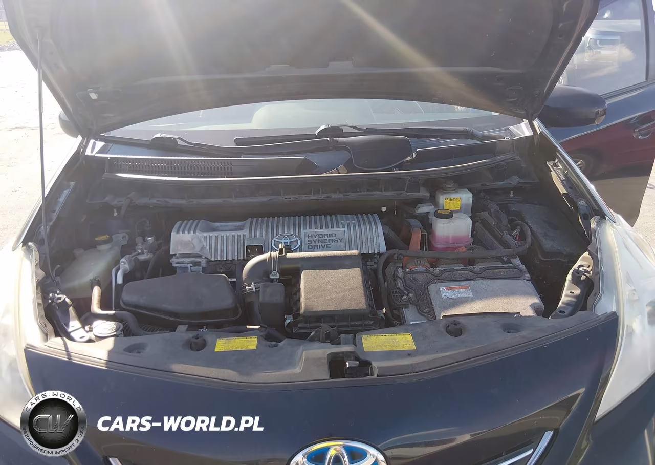 2012 Toyota Prius V Three VIN:JTDZN3EU5C3130803 - 10