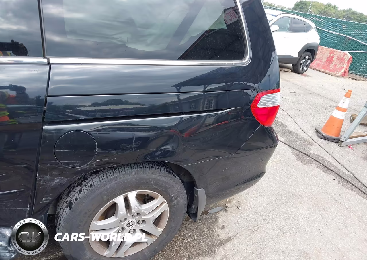 2007 Honda Odyssey Touring VIN:5FNRL38837B106559 - 20