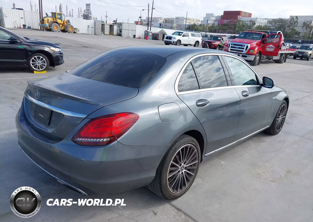 2019 Mercedes-Benz C 300 VIN:55SWF8DB4KU299398 - 4
