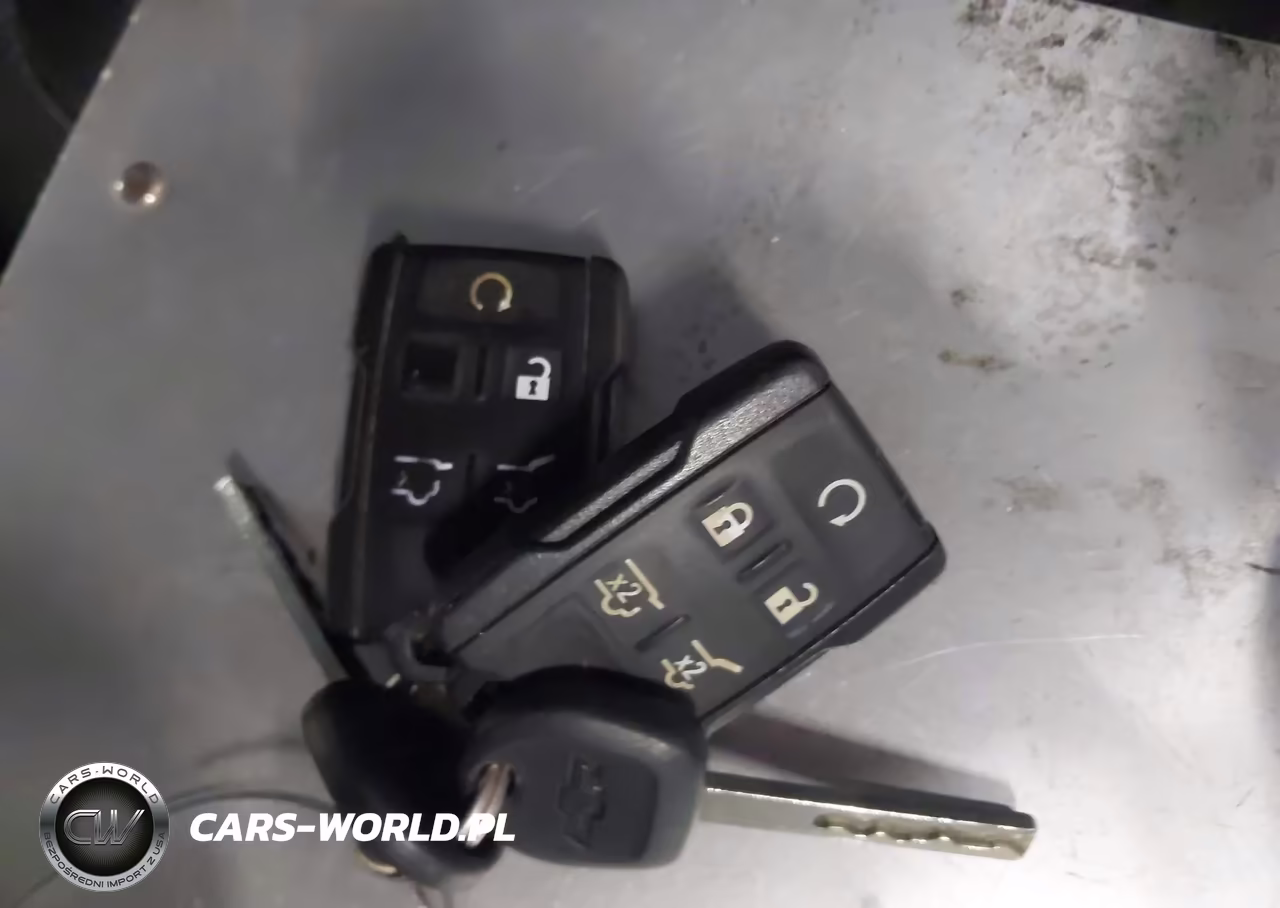 2019 Chevrolet Tahoe Lt VIN:1GNSCBKC6KR220459 - 11