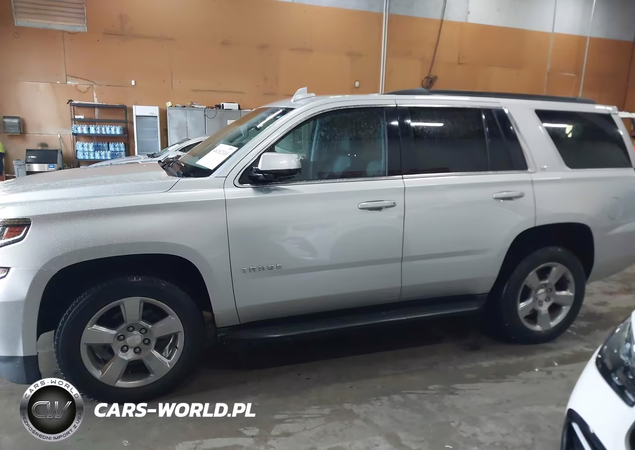 2019 Chevrolet Tahoe Lt VIN:1GNSCBKC6KR220459 - 14
