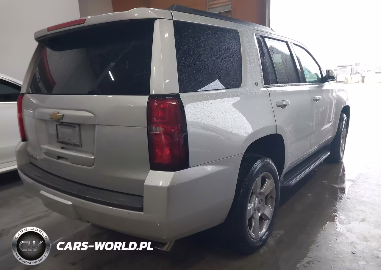 2019 Chevrolet Tahoe Lt VIN:1GNSCBKC6KR220459 - 4