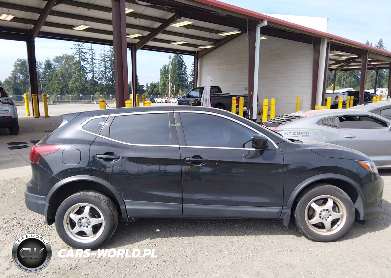 2018 Nissan Rogue Sport S VIN:JN1BJ1CP3JW191581 - 13