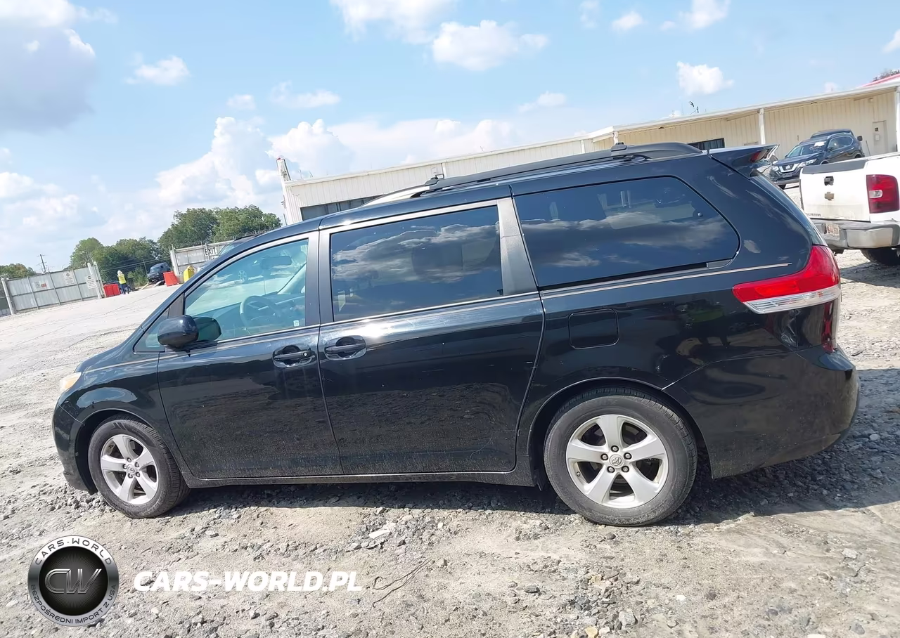 2012 Toyota Sienna Le V6 8 Passenger VIN:5TDKK3DC5CS195782 - 14