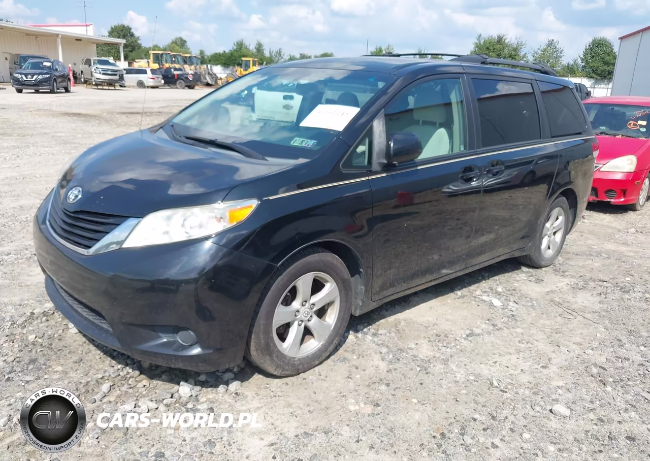 2012 Toyota Sienna Le V6 8 Passenger VIN:5TDKK3DC5CS195782 - 2