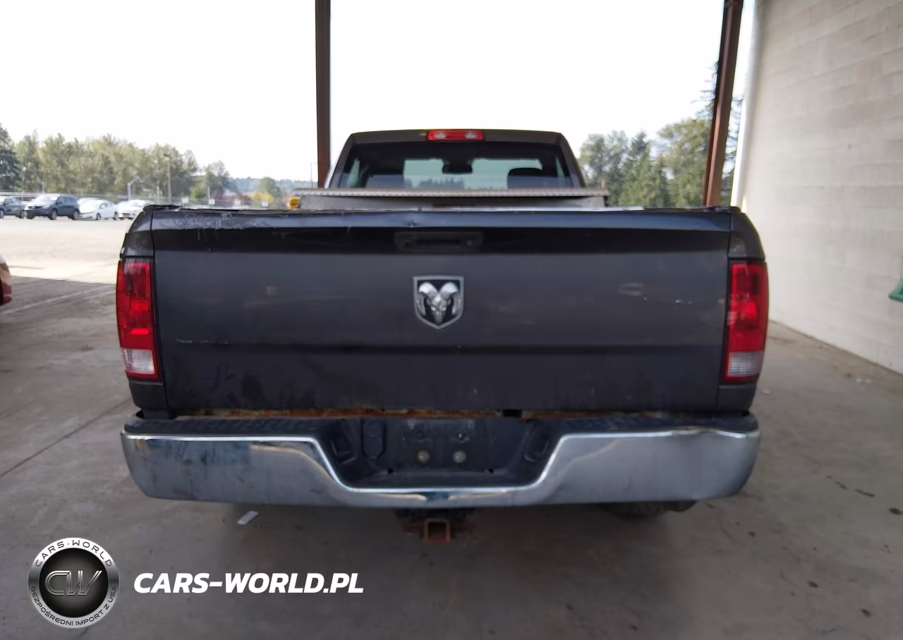 2019 Ram 1500 Classic Tradesman 4X2 8' Box VIN:3C6JR6DT8KG729693 - 17