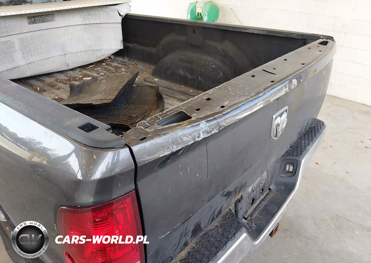 2019 Ram 1500 Classic Tradesman 4X2 8' Box VIN:3C6JR6DT8KG729693 - 6