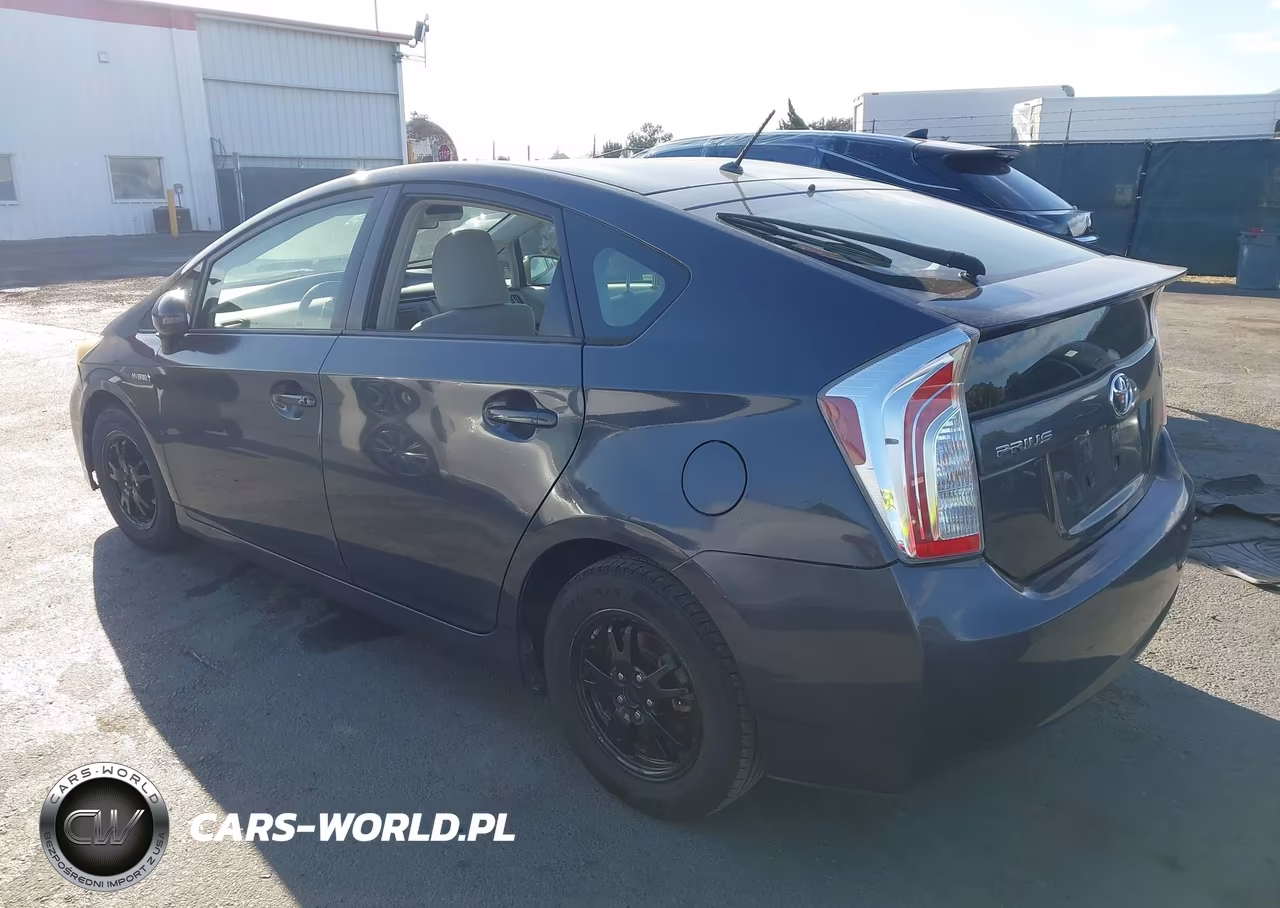 2012 Toyota Prius Two VIN:JTDKN3DU3C5538207 - 3