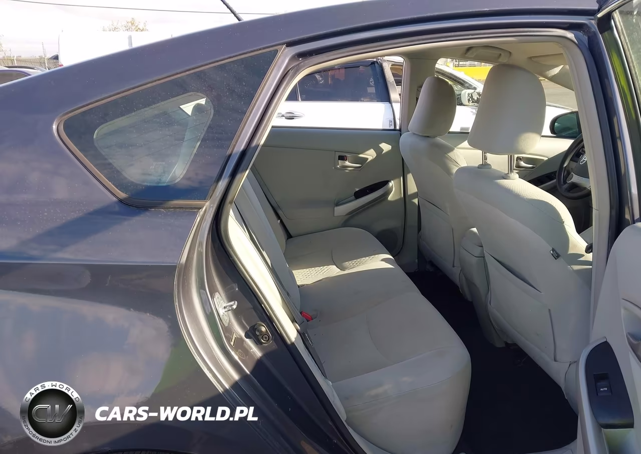 2012 Toyota Prius Two VIN:JTDKN3DU3C5538207 - 8