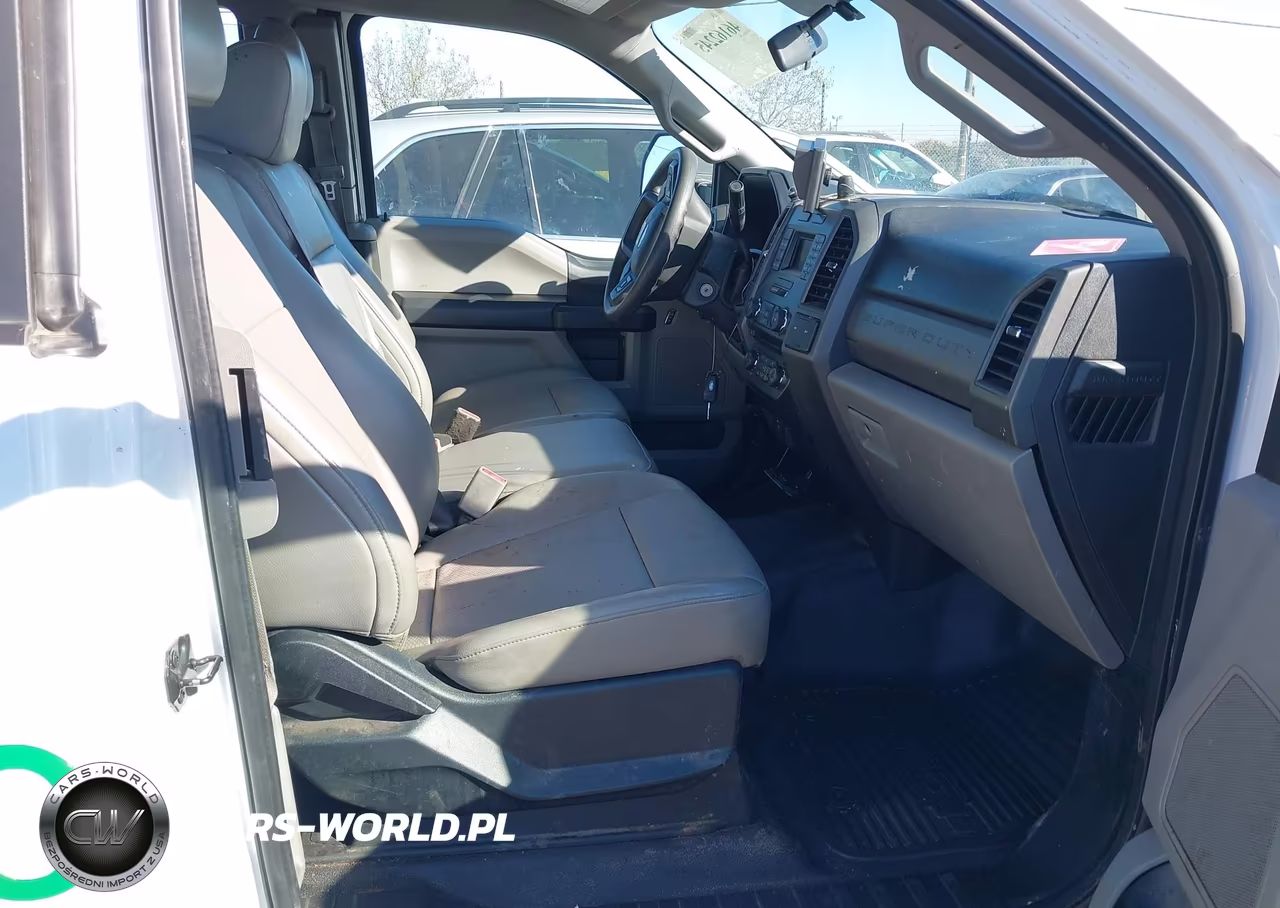 2017 Ford F-250 Xl VIN:1FT7X2A61HEE51249 - 5