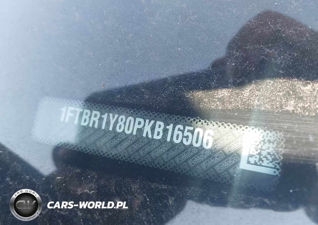2023 Ford Transit-250 VIN:1FTBR1Y80PKB16506 - 17