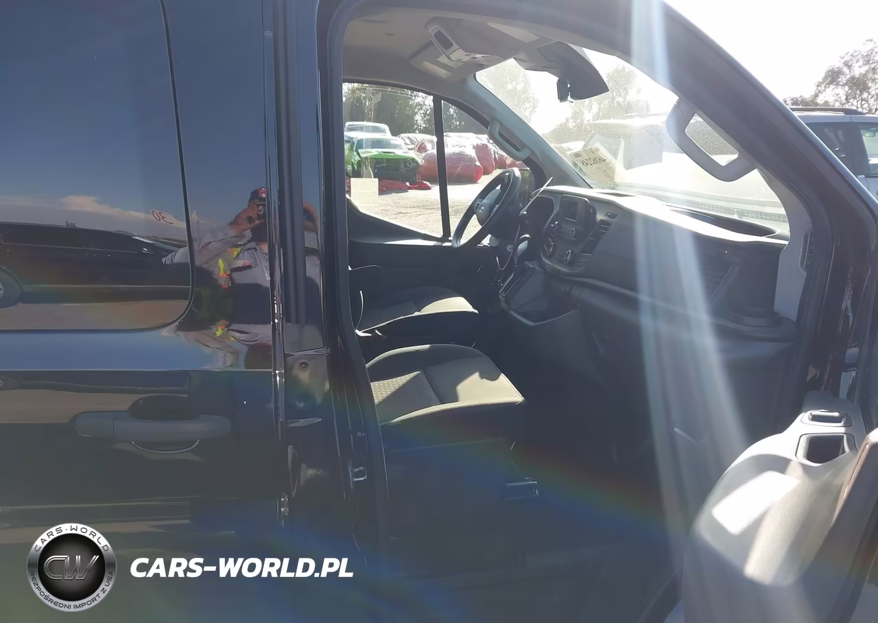 2023 Ford Transit-250 VIN:1FTBR1Y80PKB16506 - 5